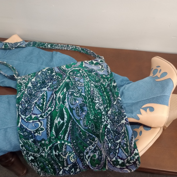 Sold JEANS - DENIM - BOOTS by CAPE ROBBIN - Picture 4 of 6